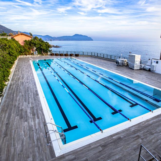 Piscina Groppallo riqualificata con panorama