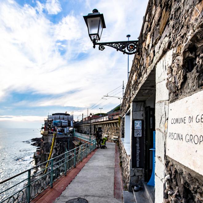 Piscina Groppallo esterno sulla passeggiata di Nervi