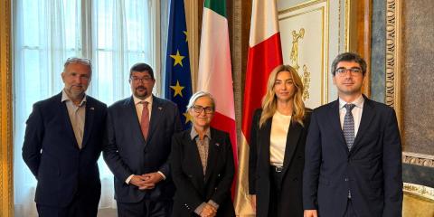Visita ambasciatrice della Lettonia-Foto di gruppo