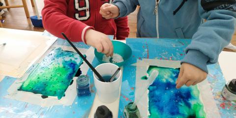 attività di pittura