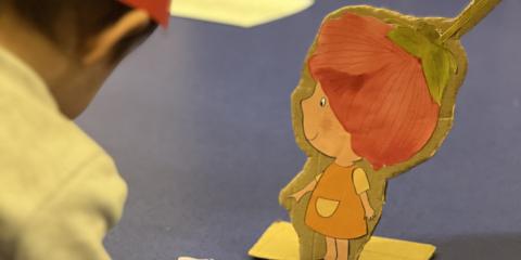 personaggi in cartoncino 