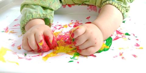 pitturiamo con le mani... e non solo!