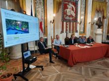 tavolo relatori alla conferenza stampa