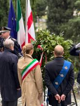 Il presidente Bucci, la sindaca Salis e il consigliere Bruzzone fotografati di spalle