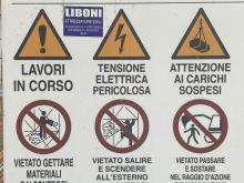 cartello avviso regole di cantiere