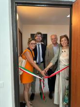 Il taglio del nastro: presenti assessora Lodi, assessore Patrone e presidente Versace, 