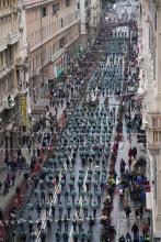 Un momento della sfilata in via XX Settembre