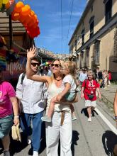 La sindaca Salis al corteo del Liguria Pride