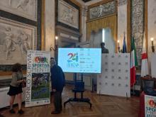 slide con logo e roll up nel salone di Tursi