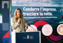 La sindaca di Genoa Silvia Salis durante il suo intervento all'incontro "Condurre l'impresa"