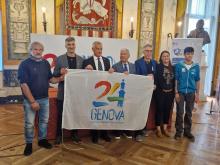 I rappresentanti della Federazione di Arrampicata Sportiva in posa nel Salone di Rappresentanza di Palazzo Tursi