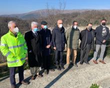 foto di gruppo al Polo di Monte Scarpino