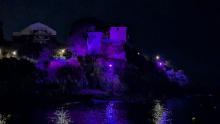 Castello di Nervi illuminato di viola