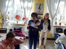 Consegna libro Racconti in famiglia con qualche meraviglia