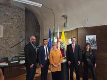 Donazione vaso Ecuador-Gruppo
