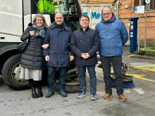 Piazza Giusti - al centro assessore Ferrante e presidente di Municipio Ivaldi