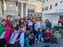 Festa dei Nonni e dei Bambini-Foto di gruppo