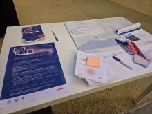 Gli opuscoli distribuiti a margine della presentazione del progetto Gli opuscoli distribuiti a margine della presentazione del progetto