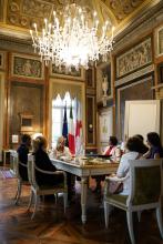La sindaca Salis riceve a Palazzo Tursi l’inviata commerciale del Regno Unito per l’Italia, Catherine McKinnell