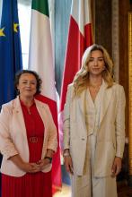 La sindaca Salis riceve a Palazzo Tursi l’inviata commerciale del Regno Unito per l’Italia, Catherine McKinnell