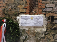 Lapide eccidio del Castellaccio (Foto Anpi Genova)