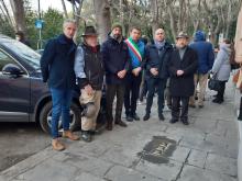 Posa pietre d'inciampo in corso Magenta-Gruppo