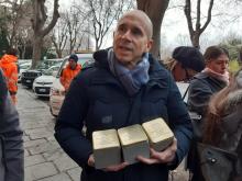 Posa pietre d'inciampo in corso Magenta-Intervista Biolè