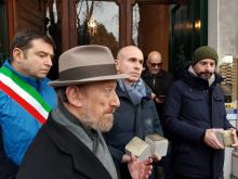Posa pietre d'inciampo in corso Magenta-Mascia, Momigliano, Biolè