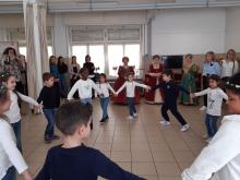 Bambini danzanti