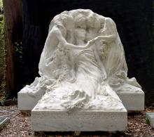 Tomba Bauer, di Leonardo Bistolfi (1904)