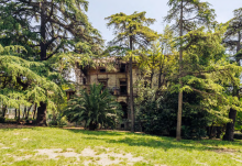Villa Gruber fotografata dal parco