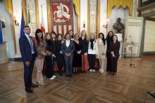 La visita della delegazione brasiliana festeggiata con una foto collettiva nel Salone di Rappresentanza di Palazzo Tursi