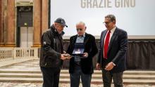 Giono Paoli riceve la croce di s giorgio