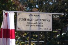 La targa intitolata a Luigi Matti Altadonna "vittima del crollo di ponte Morandi"