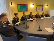 Un momento della conferenza stampa a Palazzo Tursi: l'assessora Viscogliosi tra gli agenti della Polizia Locale