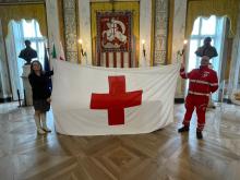 bandiera croce rossa