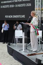 L'intervento della sindaca Salis durante la cerimonia di commemorazione alla Radura della Memoria
