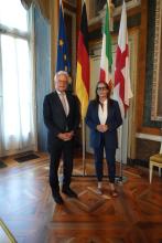 L'ambasciatore Hans-Dieter Lucas insieme all'assessora Tiziana Beghin (foto intera)