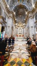 Il maestoso interno della Chiesa di San Filippo Neri - via Lomellini