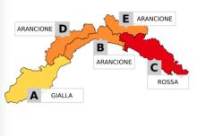 Mappa Liguria con i bacini di colori diversi a seconda dei bacini e della relativa tipologia di allerta, arancione per Genova 