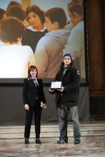 Riccardo Bagnato con il premio dedicato alla memoria di Miriam Kraus Riccardo Bagnato con il premio dedicato alla memoria di Miriam Kraus