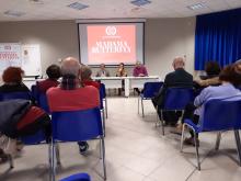 persone tra il pubblico