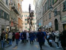 processione in via San Lorenzo