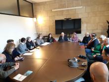 consulta religioni in riunione al tavolo della sala giunta nuova