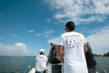 "Custodi del futuro" al lavoro per ripulire il mare