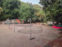 I lavori, terminati, di demolizione della prima area gioco di Villa Centurione-Doria I lavori, terminati, di demolizione della prima area gioco di Villa Centurione-Doria