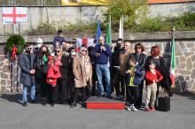 foto di gruppo dei familiari dell'agente Di Giorgio