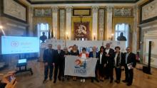 Foto di gruppo istituzionale in chiusura della conferenza stampa