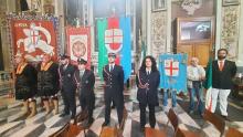 gonfaloni in chiesa