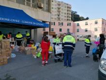 operatori di protezione civile al lavoro 